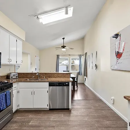 Pacific Paradise - Large Patio, Hot Tub, Short Walk To Beach, & Parking San Diego Extérieur photo