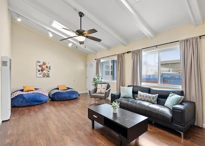Pacific Paradise - Large Patio, Hot Tub, Short Walk To Beach, & Parking